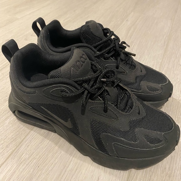 Nike AirMax 200 - Picture 1 of 4